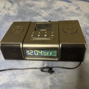 iHome iP9 Dock Wake Sleep AM FM Radio Silver iPod iPhone Clean Tested Working